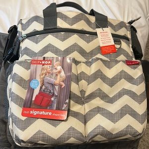 New never used Skip-Hop diaper bag